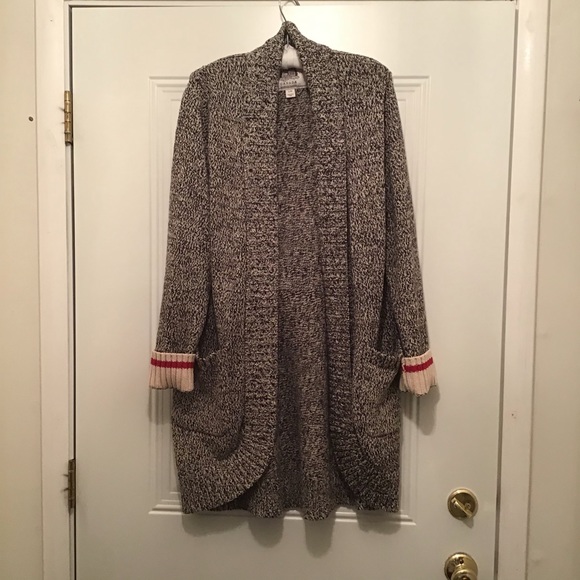 Roots Other - 🇨🇦 Top Canadian Brand Roots Cozy Long Cardigan!